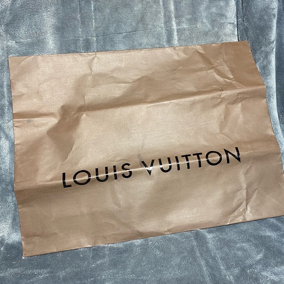 Louis Vuitton shopping bag - Picture 3 of 3